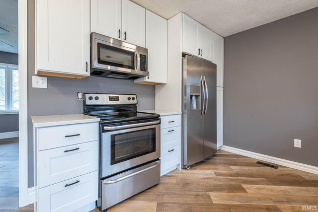 635 N Robin Drive, Ellettsville, IN 47429