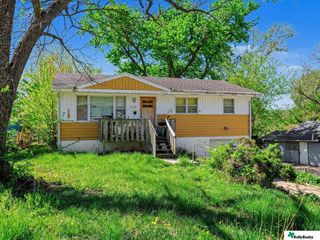 3629 Hartman Avenue, Omaha, NE 68111