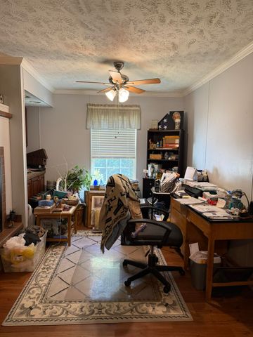 266 Carmel Lane, Albany, KY 42602