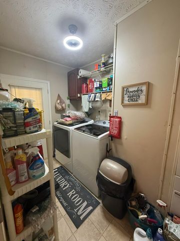 266 Carmel Lane, Albany, KY 42602