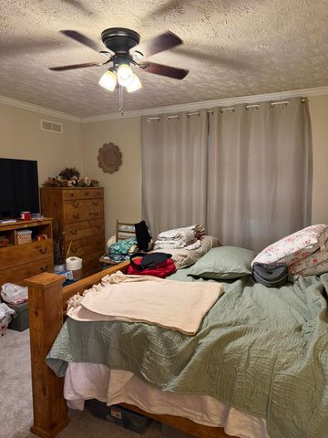 266 Carmel Lane, Albany, KY 42602