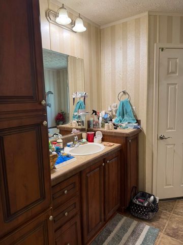 266 Carmel Lane, Albany, KY 42602