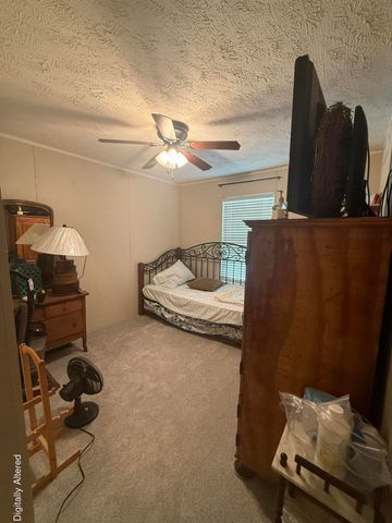 266 Carmel Lane, Albany, KY 42602