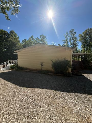 266 Carmel Lane, Albany, KY 42602