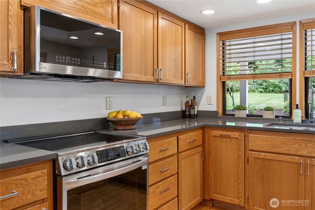 16409 Hoff Road NW, Lakebay, WA 98349