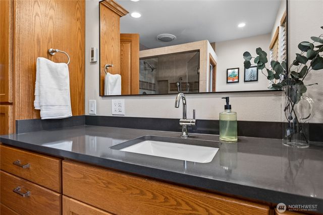 16409 Hoff Road NW, Lakebay, WA 98349