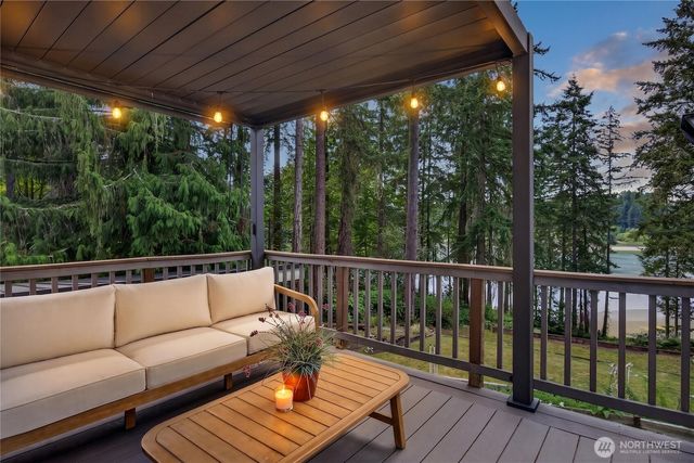 16409 Hoff Road NW, Lakebay, WA 98349