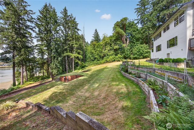 16409 Hoff Road NW, Lakebay, WA 98349