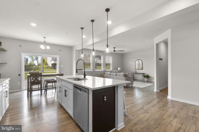 688 NORTH CHANDLER DR, Westminster, MD 21157