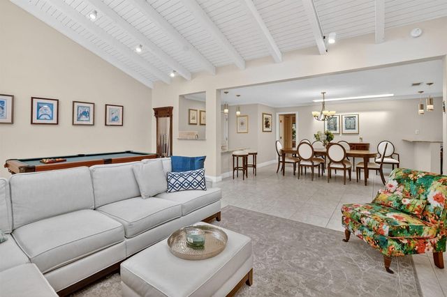 8208 Casa Del Lago 23b, Boca Raton, FL 33433