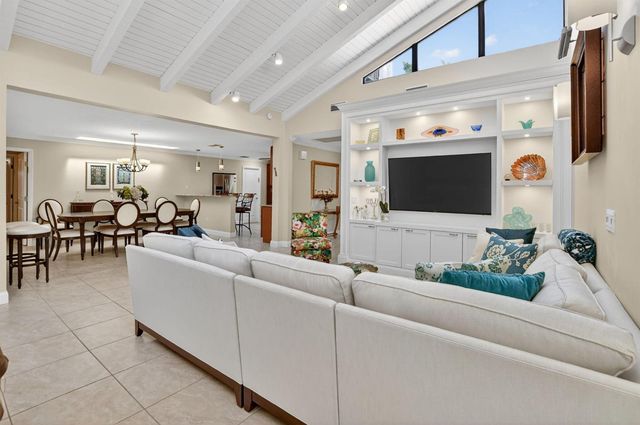 8208 Casa Del Lago 23b, Boca Raton, FL 33433
