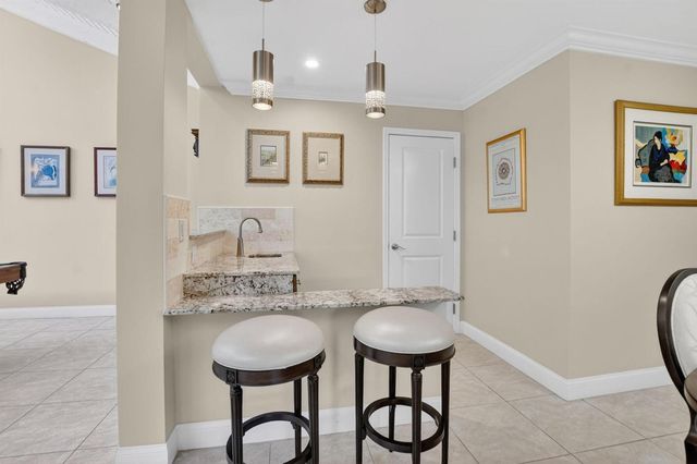 8208 Casa Del Lago 23b, Boca Raton, FL 33433
