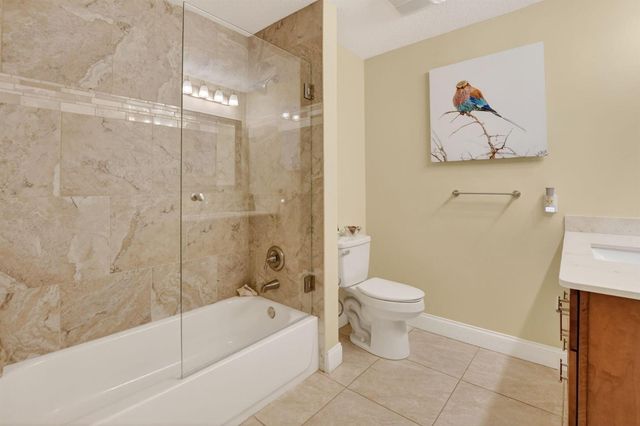 8208 Casa Del Lago 23b, Boca Raton, FL 33433