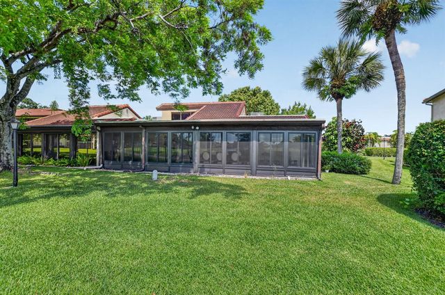 8208 Casa Del Lago 23b, Boca Raton, FL 33433