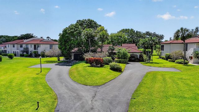 8208 Casa Del Lago 23b, Boca Raton, FL 33433