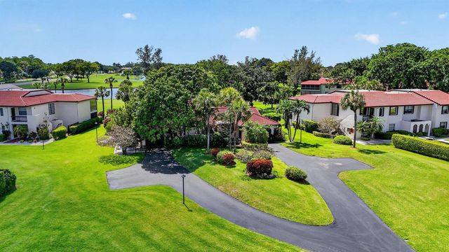 8208 Casa Del Lago 23b, Boca Raton, FL 33433