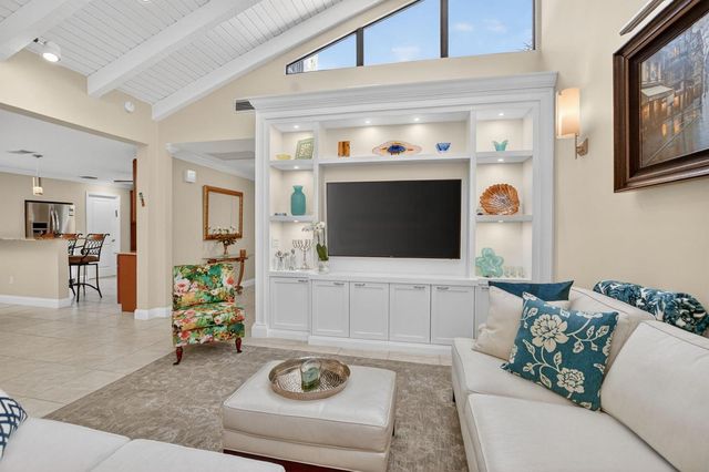 8208 Casa Del Lago 23b, Boca Raton, FL 33433