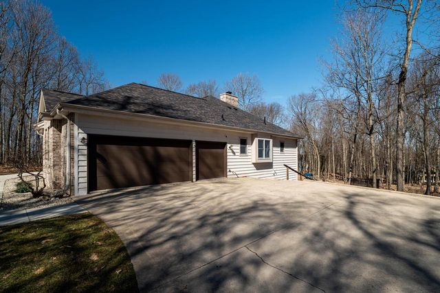 4080 Spruce DRIVE, Richfield, WI 53076