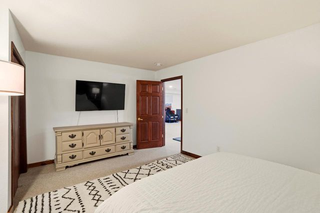 4080 Spruce DRIVE, Richfield, WI 53076