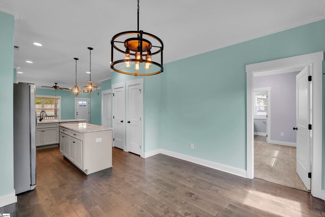 27 Burgess Avenue, Greenville, SC 29609