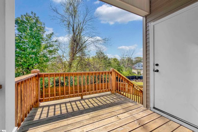 27 Burgess Avenue, Greenville, SC 29609