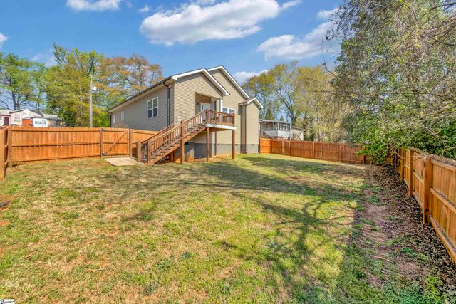 27 Burgess Avenue, Greenville, SC 29609