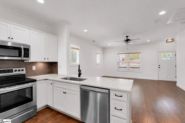 27 Burgess Avenue, Greenville, SC 29609