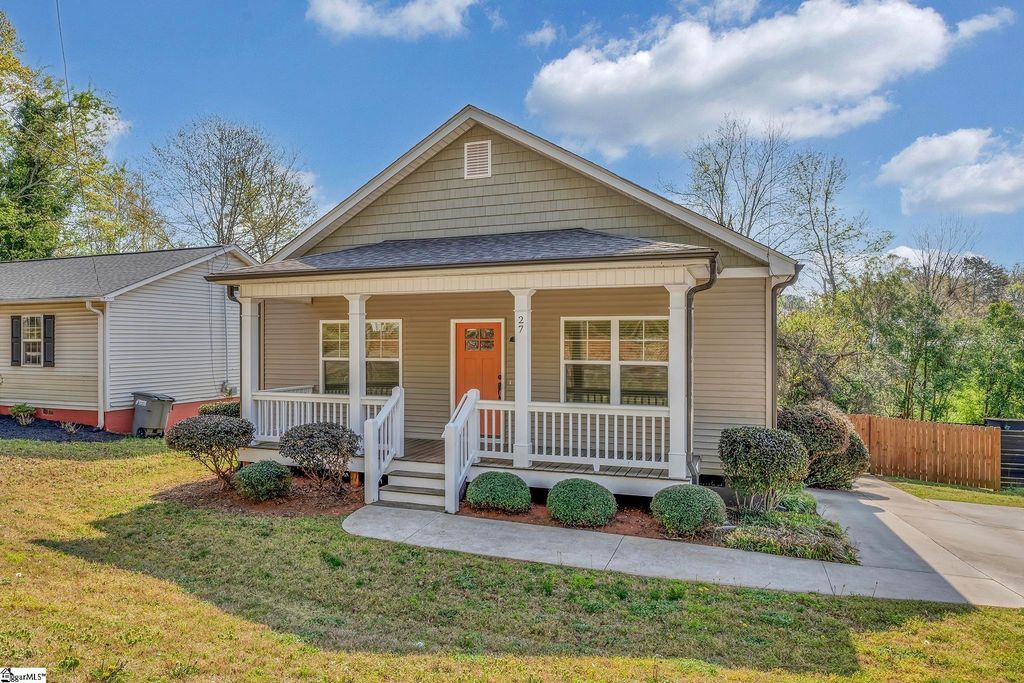 27 Burgess Avenue, Greenville, SC 29609
