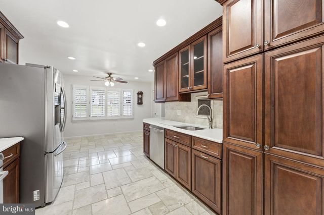 2631 E MEREDITH DR, Vienna, VA 22181