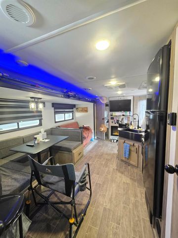 6173 Bonita Street, Sargent, TX 77414