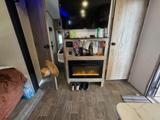 6173 Bonita Street, Sargent, TX 77414