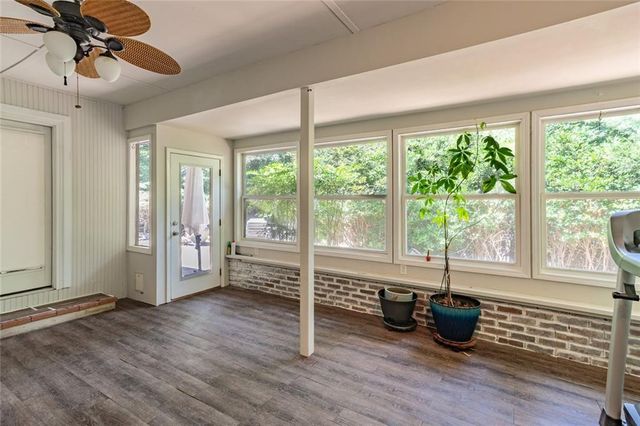 300 Cedar Knoll Court, Roswell, GA 30076