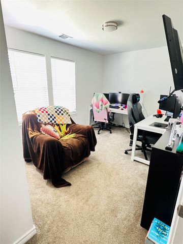 928 W Chase Street, Denison, TX 75020