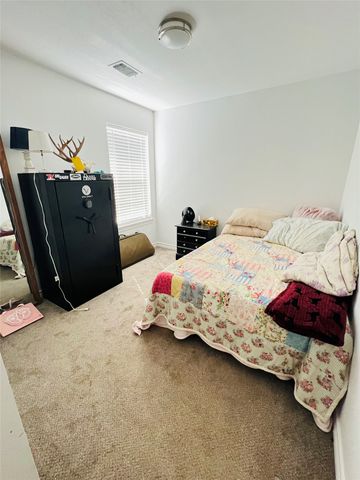 928 W Chase Street, Denison, TX 75020