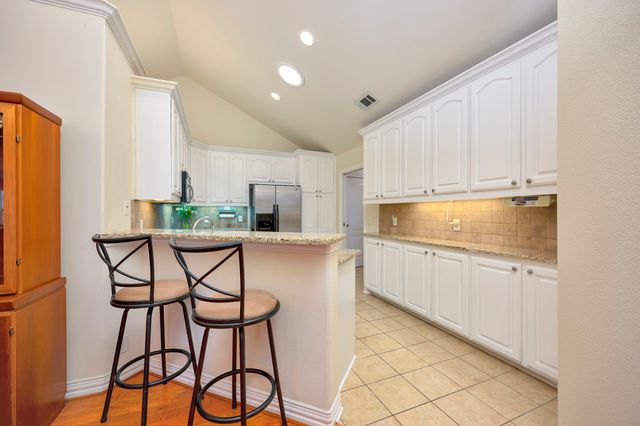 3320 Rosemeade Drive 2812, Fort Worth, TX 76116