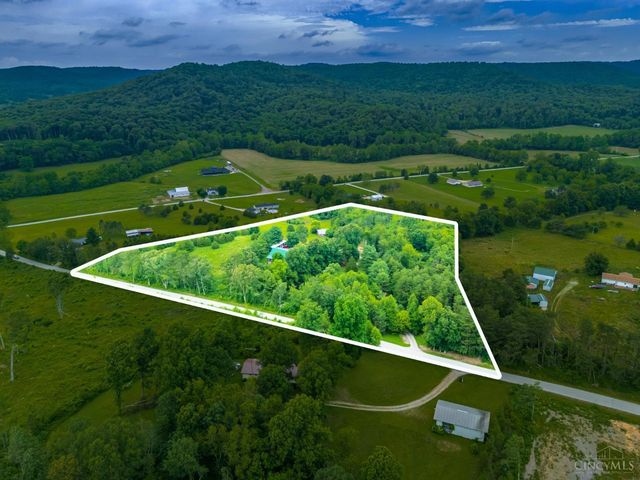 1237 Black Hollow Road, Peebles, OH 45660