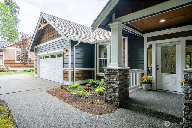 8584 Blue Grouse Way, Blaine, WA 98230