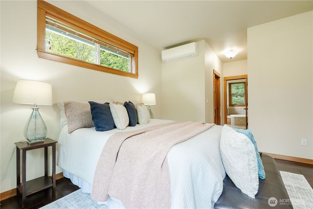 8584 Blue Grouse Way, Blaine, WA 98230