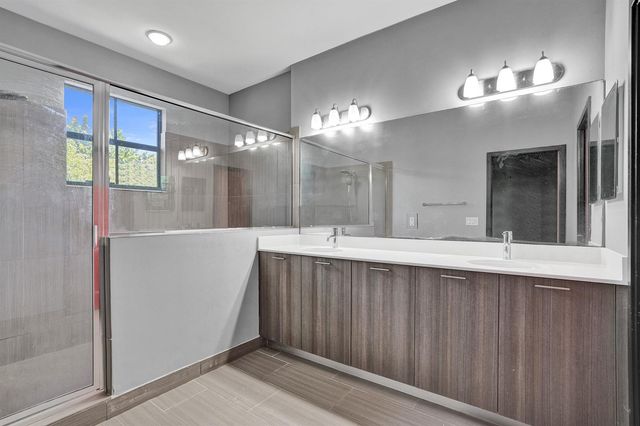 5902 NW 46th Lane, Tamarac, FL 33319