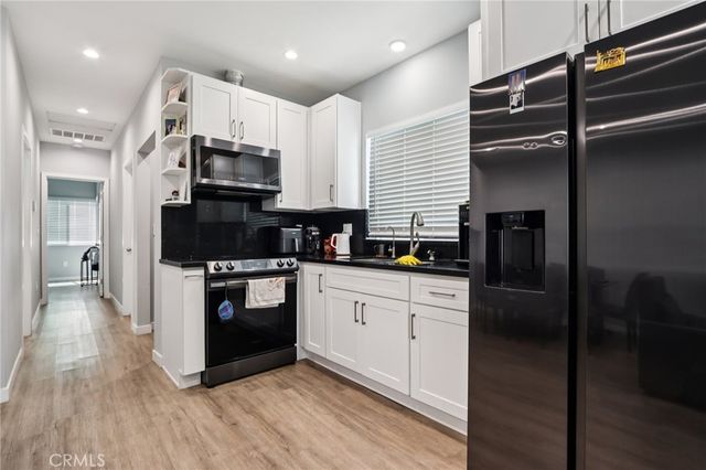 8055 Natick Avenue, Panorama City, CA 91402