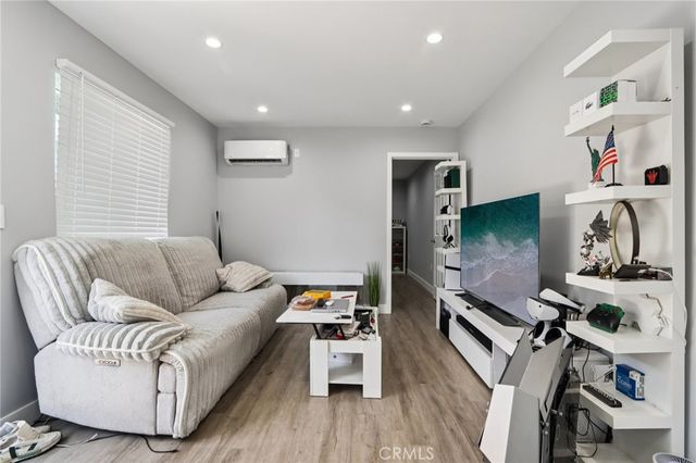 8055 Natick Avenue, Panorama City, CA 91402