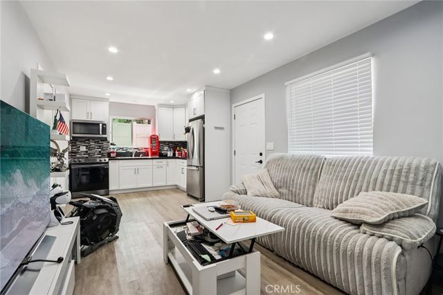 8055 Natick Avenue, Panorama City, CA 91402