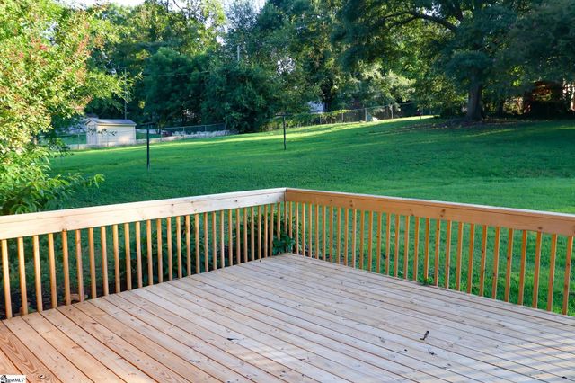 139 Ashmore Avenue, Gaffney, SC 29340