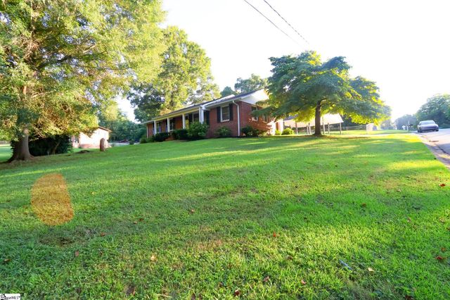 139 Ashmore Avenue, Gaffney, SC 29340