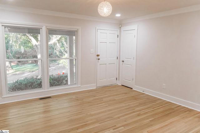 139 Ashmore Avenue, Gaffney, SC 29340