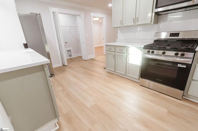 139 Ashmore Avenue, Gaffney, SC 29340