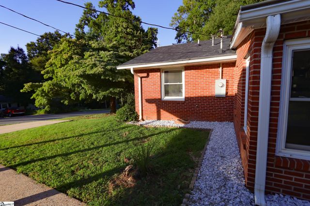 139 Ashmore Avenue, Gaffney, SC 29340