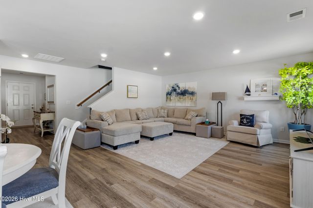 7051 Woodline Drive SW, Sunset Beach, NC 28468