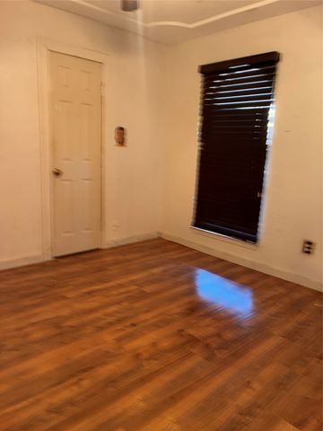 737 ASH Street, Burleson, TX 75028