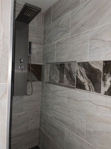 737 ASH Street, Burleson, TX 75028